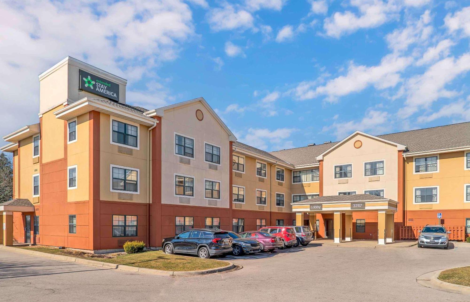 Extended America Select - Grand Rapids -